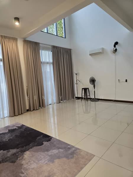 Rumah Berkembar untuk Dijual di Telok Panglima Garang (Selangor) - Kenny Chan - Living Room - PropertyGuru.com.my