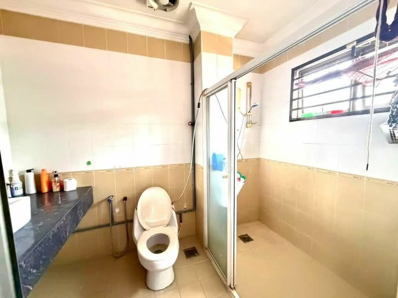 Rumah Banglo untuk Dijual di Johor Bahru (Johor) - May Chong - Bathroom - PropertyGuru.com.my