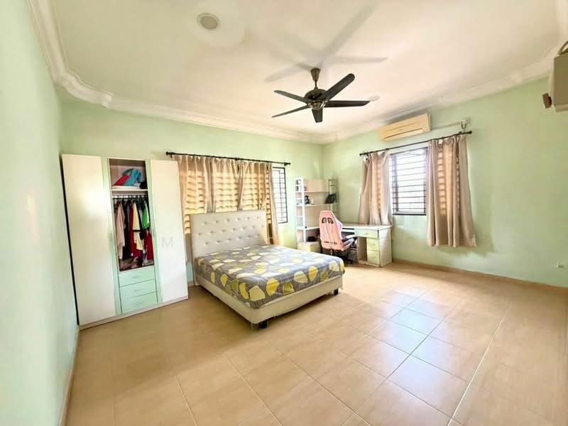 Rumah Banglo untuk Dijual di Johor Bahru (Johor) - May Chong - Bedroom - PropertyGuru.com.my