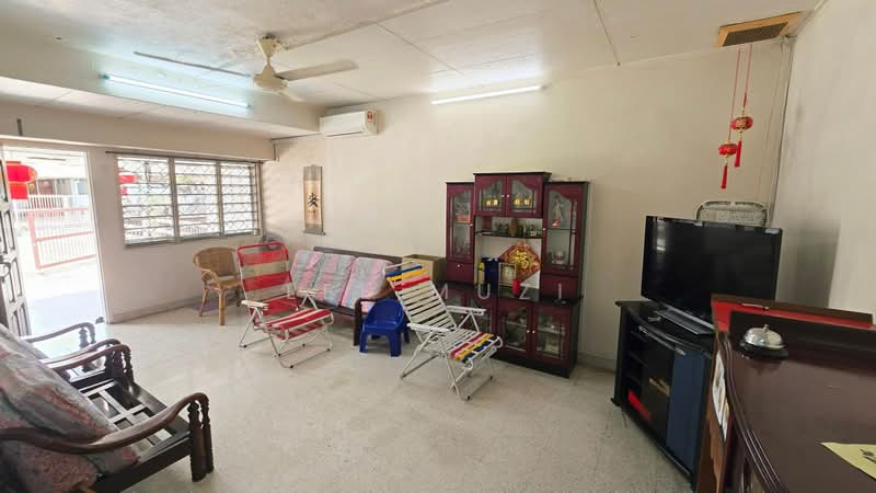 Rumah Teres 1 Tingkat untuk Dijual di Bercham (Ipoh) - Lee Muzi - Living Room - PropertyGuru.com.my