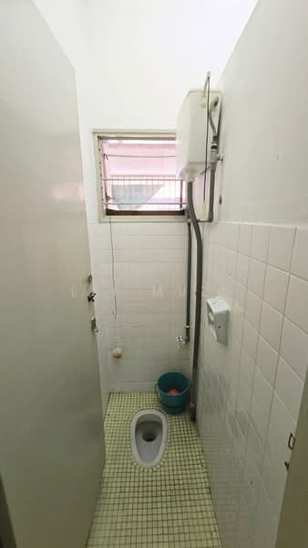 Rumah Teres 1 Tingkat untuk Dijual di Bercham (Ipoh) - Lee Muzi - Bathroom - PropertyGuru.com.my