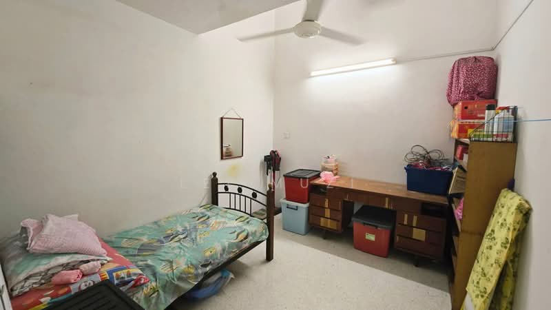 Rumah Teres 1 Tingkat untuk Dijual di Bercham (Ipoh) - Lee Muzi - Bedroom - PropertyGuru.com.my