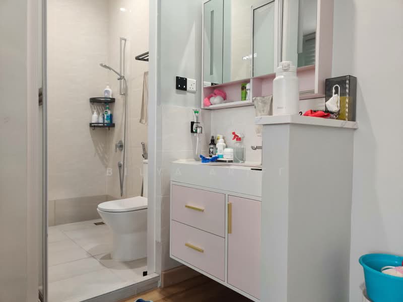 Semi-Detached House for Sale in Sungai Buloh (Selangor) - BILYA ARIFF - Bathroom - PropertyGuru.com.my