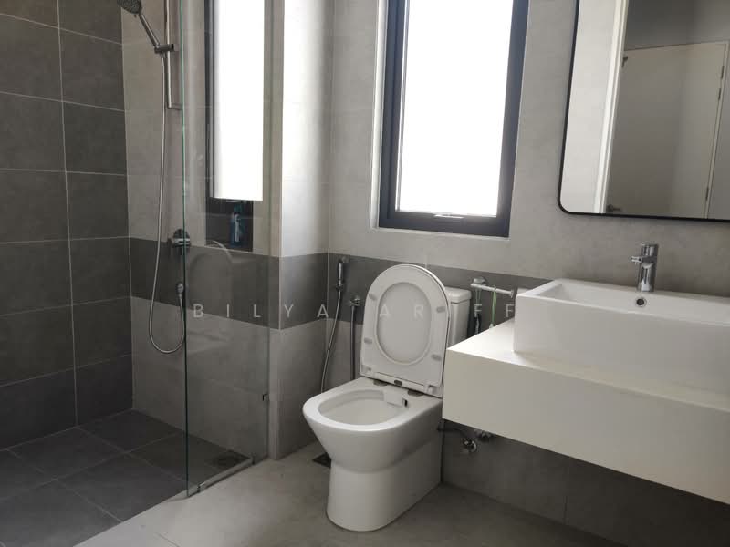 Semi-Detached House for Sale in Sungai Buloh (Selangor) - BILYA ARIFF - Bathroom - PropertyGuru.com.my