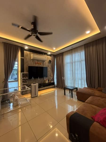 Rumah Kluster untuk Dijual di Taman Pulai Hijauan (Skudai) - Alex Ng - Living Room - PropertyGuru.com.my