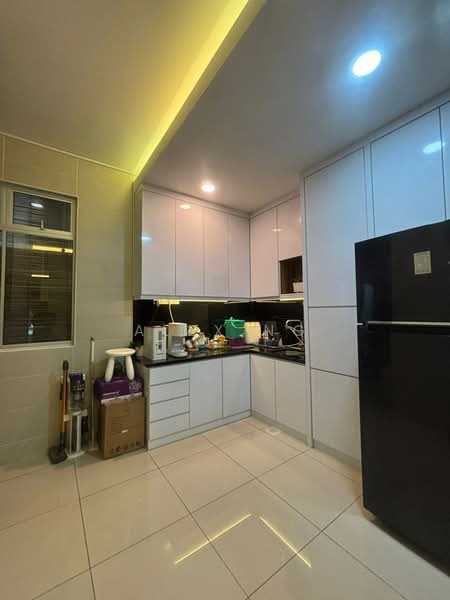Rumah Kluster untuk Dijual di Taman Pulai Hijauan (Skudai) - Alex Ng - Kitchen - PropertyGuru.com.my