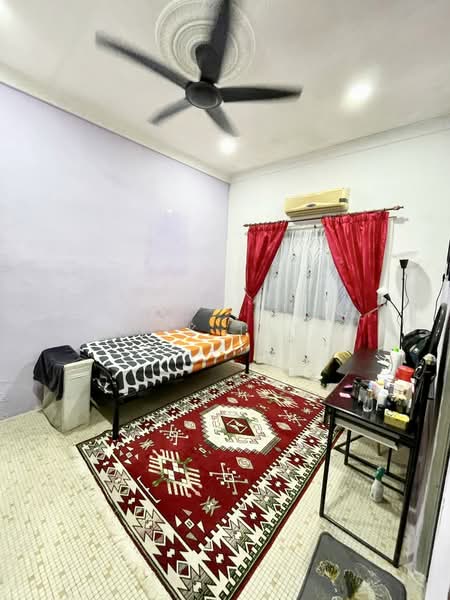 Semi-Detached House for Sale in Taman Sri Tebrau (Johor Bahru) - Yik Tat - PropertyGuru.com.my