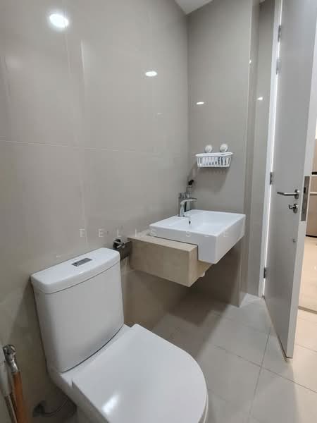 Service Residence for Rent at Southlink - Felis See - Bathroom - PropertyGuru.com.my