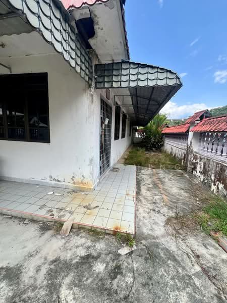 1-storey Terraced House for Sale in Bandar Seri Alam (Masai) - Keith Ching - Exterior - PropertyGuru.com.my