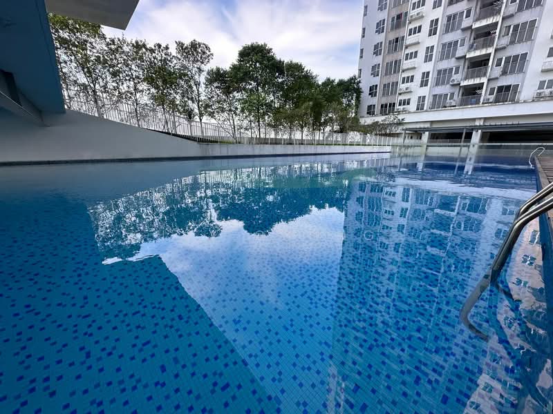 Condominium for Rent at The Wharf Residence - Ivy Chong - Pool - PropertyGuru.com.my
