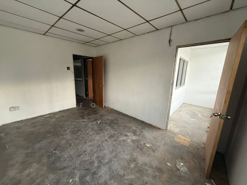 Shop for Rent in Taman Tasek (Johor Bahru) - Fong Lik - Interior - PropertyGuru.com.my