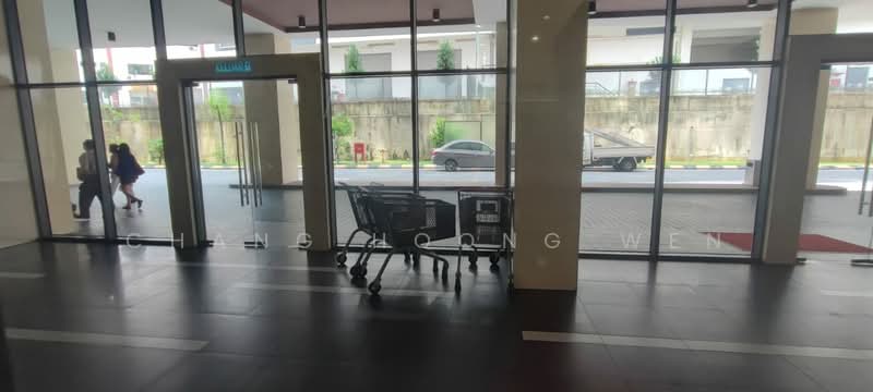 Service Residence for Sale at Amerin Residence - Chang Hoong Wen - Entrance - PropertyGuru.com.my