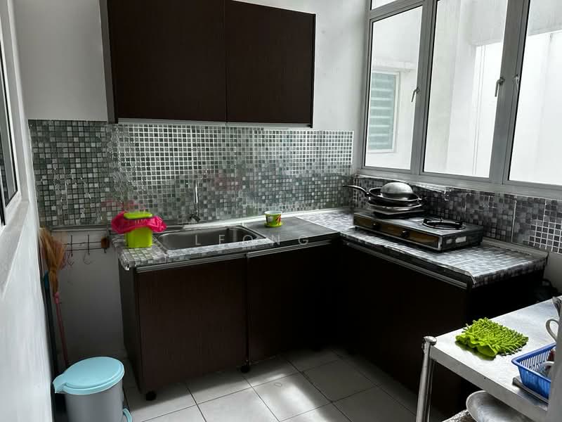 Kondominium untuk Disewa di Shineville Park - Leong . - Kitchen - PropertyGuru.com.my