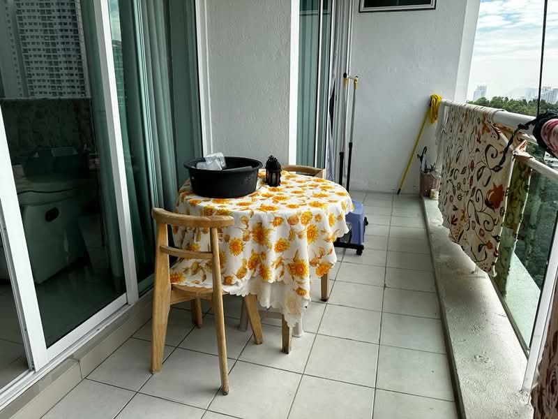 Kondominium untuk Disewa di Shineville Park - Leong . - Balcony - PropertyGuru.com.my