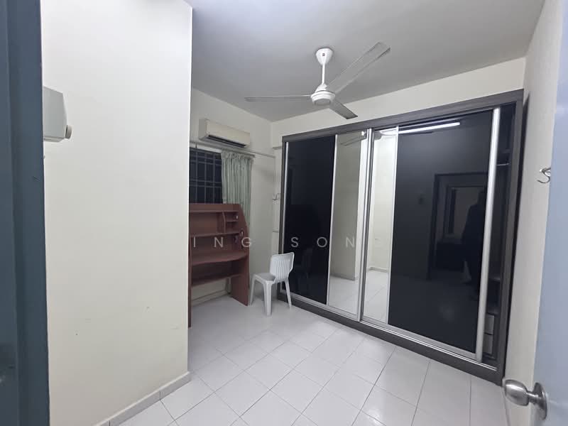 Condominium for Sale at Siantan Puri (8th Avenue) - King Song - Bedroom - PropertyGuru.com.my