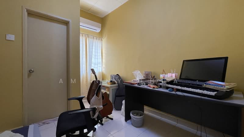 2-storey Terraced House for Sale in Bandar Puteri Klang (Klang) - Amenny Chua - Study - PropertyGuru.com.my