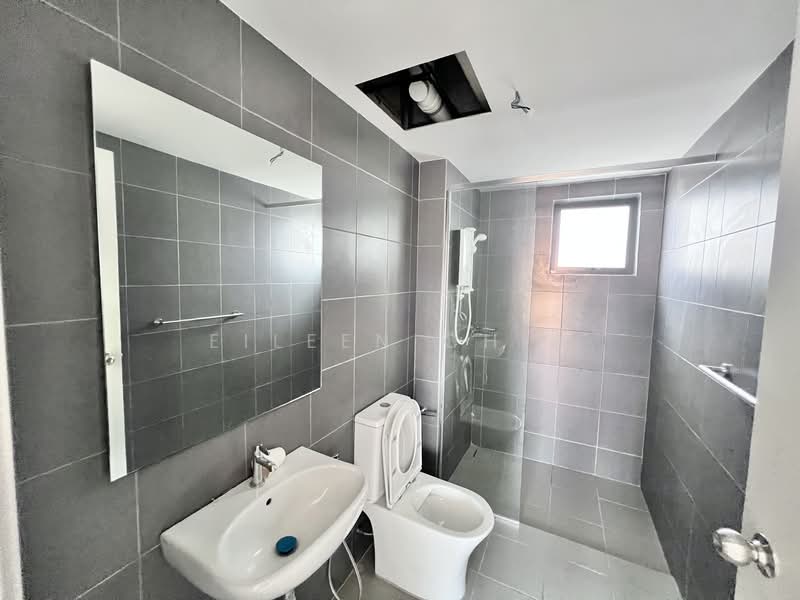 Service Residence for Rent at Berkeley Uptown - Eileen Chia - Bathroom - PropertyGuru.com.my