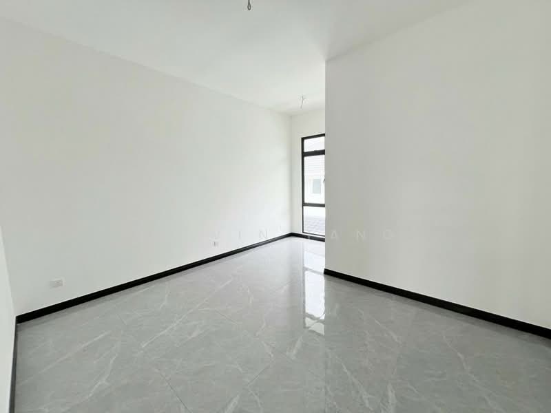 Rumah Berkembar untuk Dijual di Setia Tropika (Johor Bahru) - Kelvin Tang - Interior - PropertyGuru.com.my