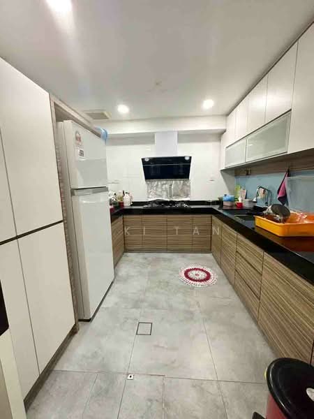 Rumah Teres 3 Tingkat untuk Dijual di Taman Tasik Damai (Sungai Besi) - Suki Tan - Kitchen - PropertyGuru.com.my