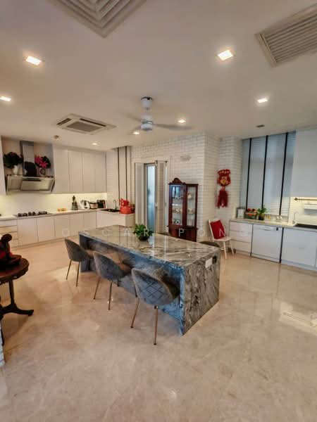 Service Residence for Sale at Suria Stonor - Oscar Pong - Kitchen - PropertyGuru.com.my