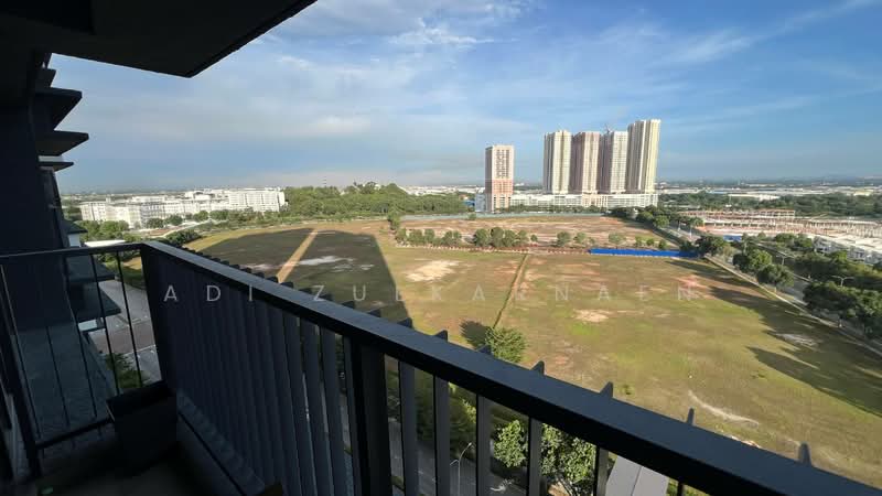 Servis Apartment untuk Dijual di Setia City Residences - Adi Zulkarnaen - Balcony - PropertyGuru.com.my