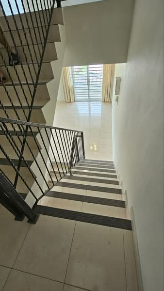 Rumah Teres 2.5 Tingkat untuk Dijual di Tiger Lane (Ipoh) - Lee Muzi - Interior - PropertyGuru.com.my