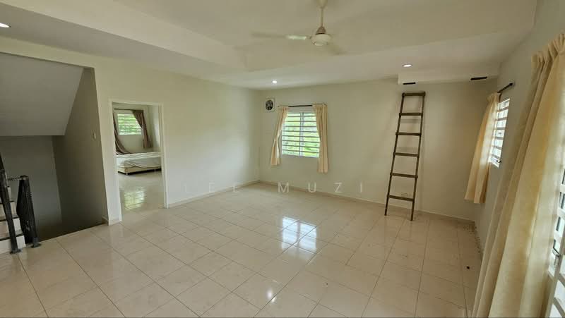 Rumah Teres 2.5 Tingkat untuk Dijual di Tiger Lane (Ipoh) - Lee Muzi - Living Room - PropertyGuru.com.my