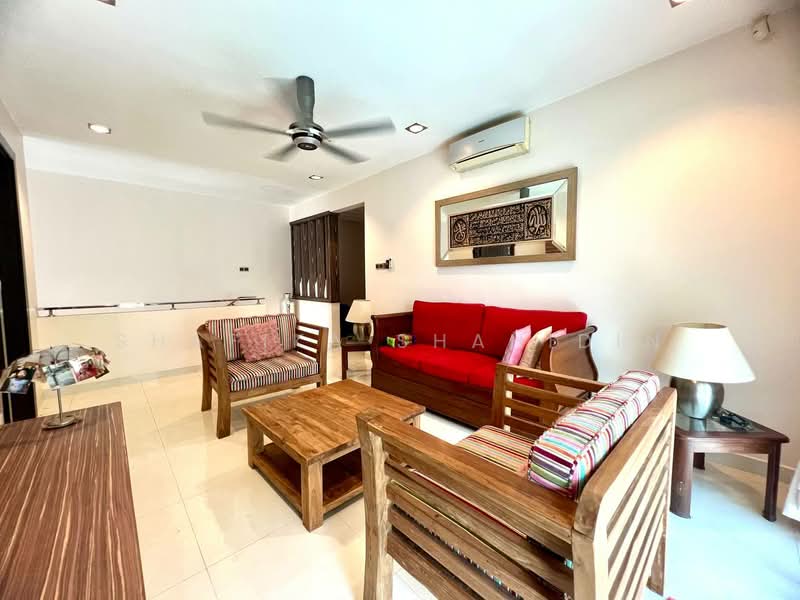 Semi-Detached House for Sale in Gombak (Selangor) - Shafika Shahidin - Living Room - PropertyGuru.com.my