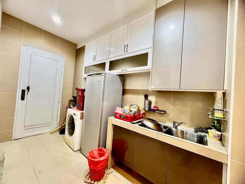 Semi-Detached House for Sale in Gombak (Selangor) - Shafika Shahidin - Kitchen - PropertyGuru.com.my