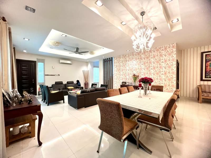 Semi-Detached House for Sale in Gombak (Selangor) - Shafika Shahidin - Living Room - PropertyGuru.com.my