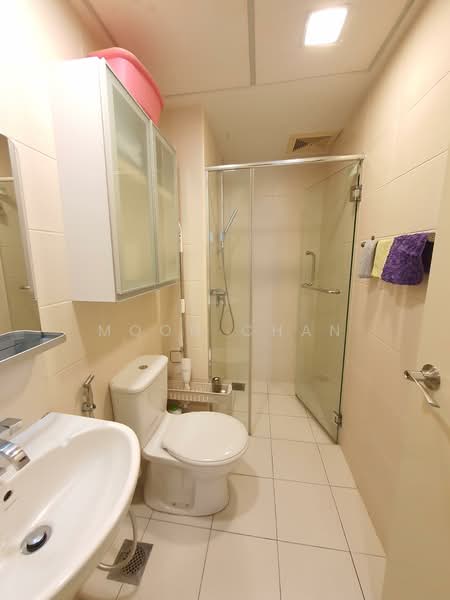 Servis Apartment untuk Dijual di Solaris Dutamas - Moon Chan - Bathroom - PropertyGuru.com.my