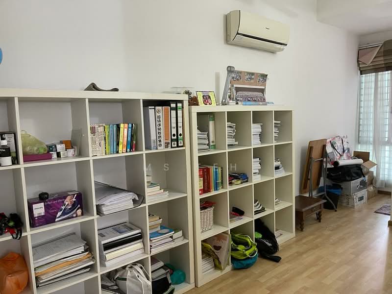 2.5-storey Terraced House for Rent in Putra Heights (Subang Jaya) - Ms Teh - Study - PropertyGuru.com.my