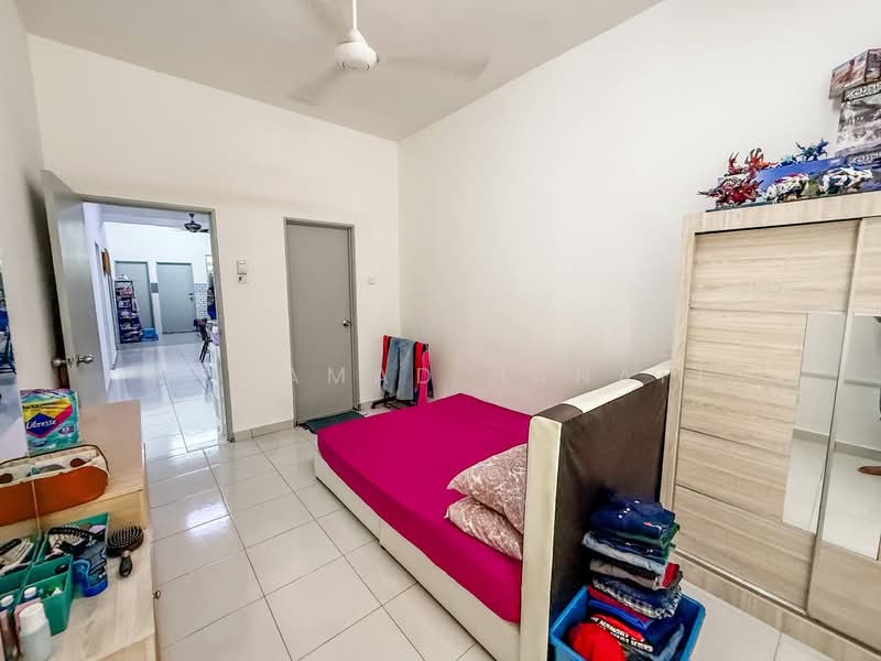 1-storey Terraced House for Sale in Taman Morib (Banting) - Mohamad Hanafi - Bedroom - PropertyGuru.com.my