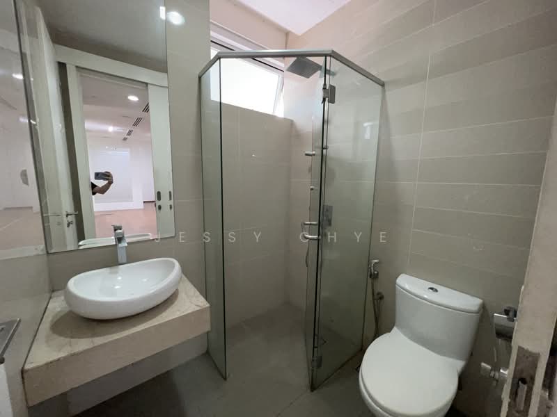 Pejabat untuk Disewa di KLCC (KL City Centre) - Jessy Chye - Bathroom - PropertyGuru.com.my