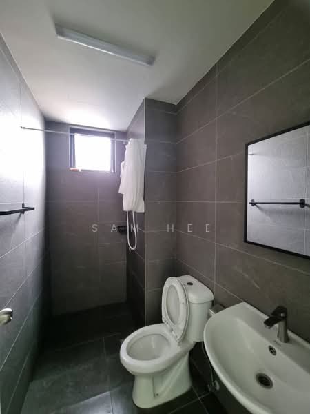 Servis Apartment untuk Disewa di Majestic Maxim - Sam Hee - Bathroom - PropertyGuru.com.my