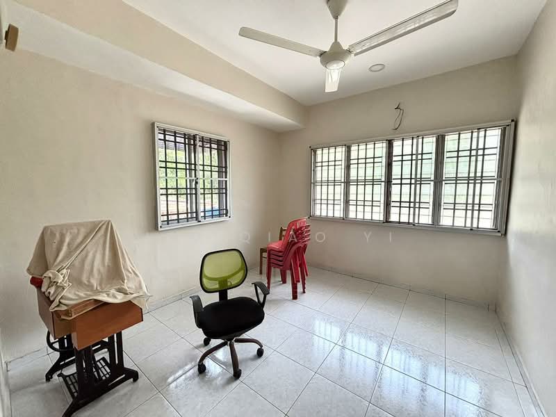 Rumah Berkembar untuk Dijual di Taman Kemajuan (Batu Pahat) - Lim Qiao Yi - Interior - PropertyGuru.com.my
