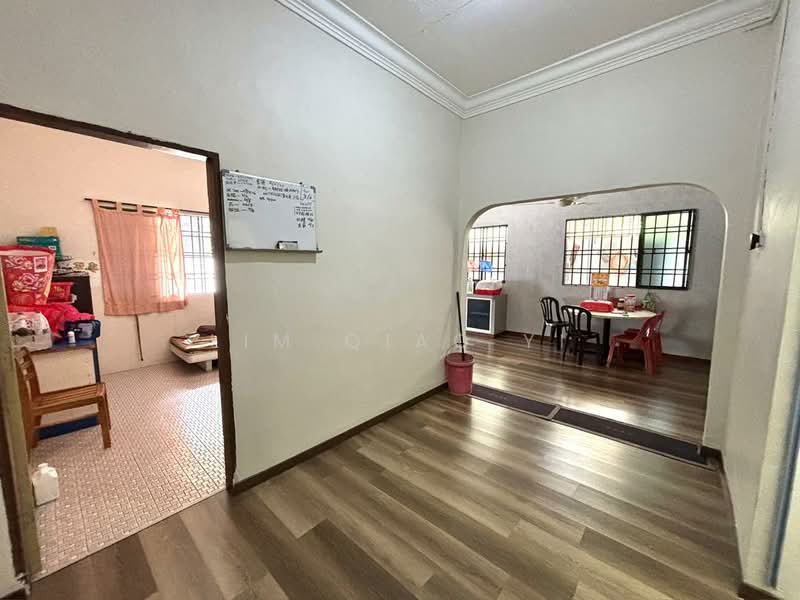 Rumah Berkembar untuk Dijual di Taman Kemajuan (Batu Pahat) - Lim Qiao Yi - Interior - PropertyGuru.com.my