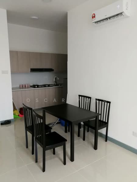 Servis Apartment untuk Dijual di South View - Oscar Pong - Dining Room - PropertyGuru.com.my