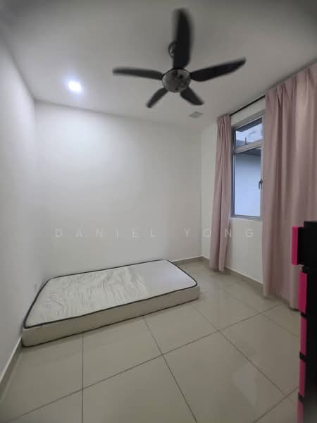Servis Apartment untuk Disewa di D'Ambience Residences (Pangsapuri Ikatan Flora) - Daniel Yong - Bedroom - PropertyGuru.com.my