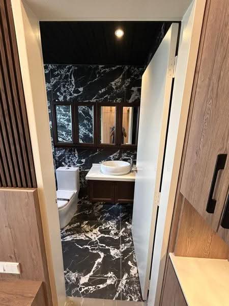 Apartment for Rent at Residensi Brickfields - Debbie Yee - Bathroom - PropertyGuru.com.my
