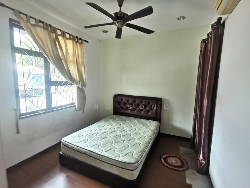 Semi-Detached House for Sale in Kampung Baru Ayer Keroh (Bukit Baru) - King Song - Bedroom - PropertyGuru.com.my