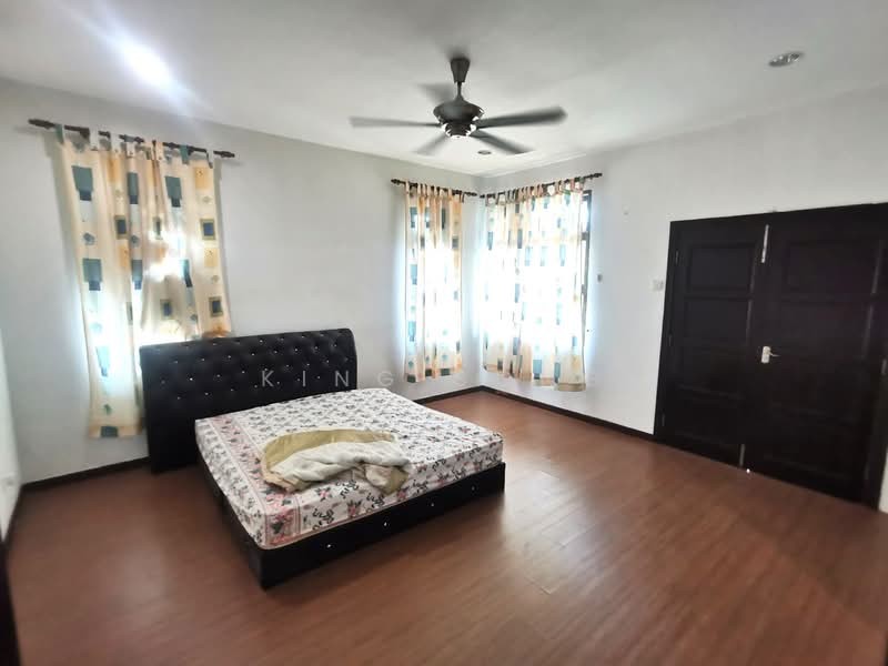 Semi-Detached House for Sale in Kampung Baru Ayer Keroh (Bukit Baru) - King Song - Bedroom - PropertyGuru.com.my