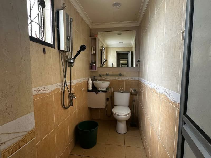 Service Residence for Sale at The Embassy (Bangunan Duta Impian) - May Chong - Bathroom - PropertyGuru.com.my