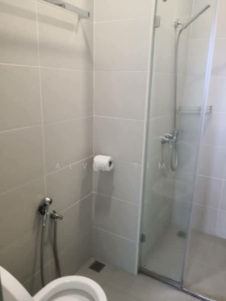Service Residence for Rent at Straits Garden Suite - Alvin Sim - Bathroom - PropertyGuru.com.my