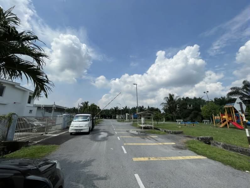 Rumah Banglo untuk Dijual di Banting (Selangor) - Rashidah Juremi - Exterior - PropertyGuru.com.my