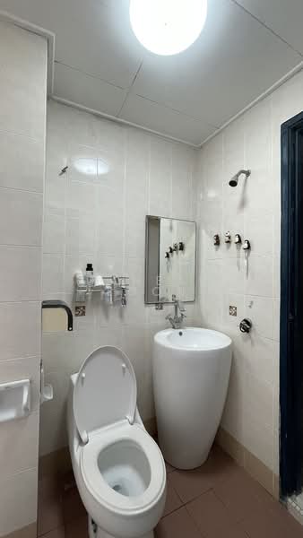 2-storey Terraced House for Sale in Bandar Puteri Klang (Klang) - Daneal Eoon - Bathroom - PropertyGuru.com.my