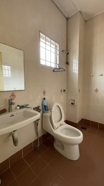 2-storey Terraced House for Sale in Bandar Puteri Klang (Klang) - Daneal Eoon - Bathroom - PropertyGuru.com.my