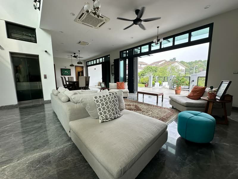 Bungalow for Sale in Seksyen 8 (Shah Alam) - Nahathir Shahabudin - Living Room - PropertyGuru.com.my