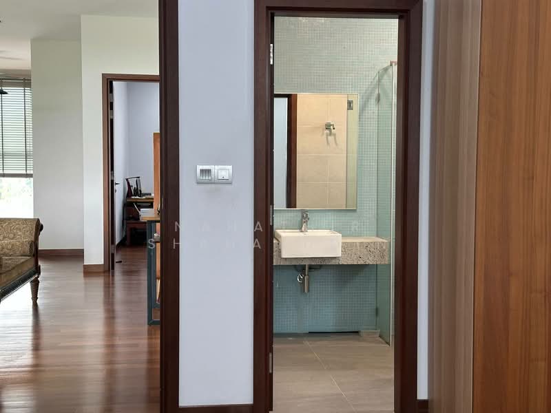 Bungalow for Sale in Seksyen 8 (Shah Alam) - Nahathir Shahabudin - Interior - PropertyGuru.com.my