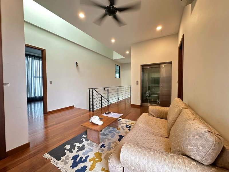 Bungalow for Sale in Seksyen 8 (Shah Alam) - Nahathir Shahabudin - Living Room - PropertyGuru.com.my